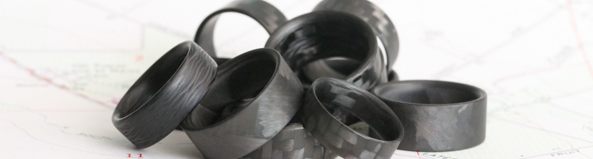 Men's wedding rings